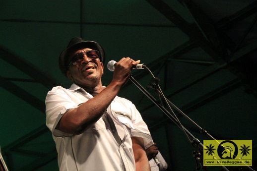 The Melodians (Jam) with The Magic Touch 20. This Is Ska Festival - Wasserburg, Rosslau 25. Juni 2016 (12).JPG